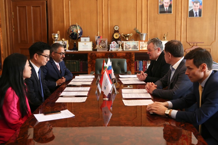 OSGkzcMEBns.jpg OSGkzcMEBns.jpg