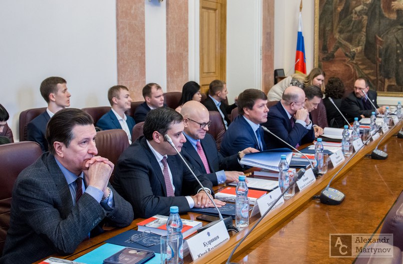 8Exn1vY1Jog.jpg 8Exn1vY1Jog.jpg