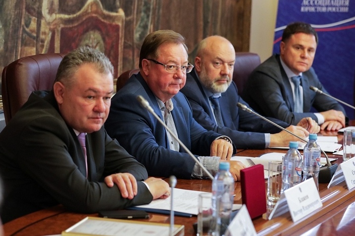 Cr8oz7vEUlI.jpg Cr8oz7vEUlI.jpg